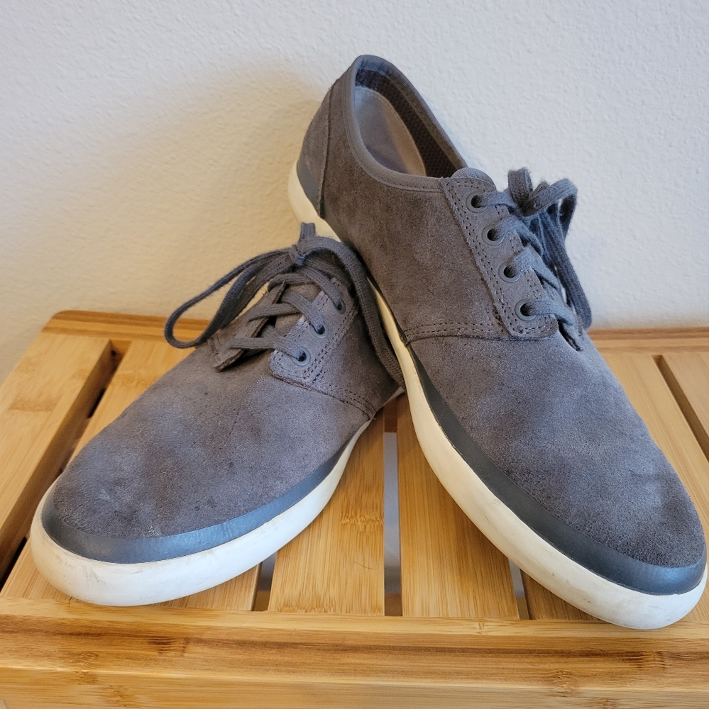 Clarks Collection Gray Suede Shoes Size 10